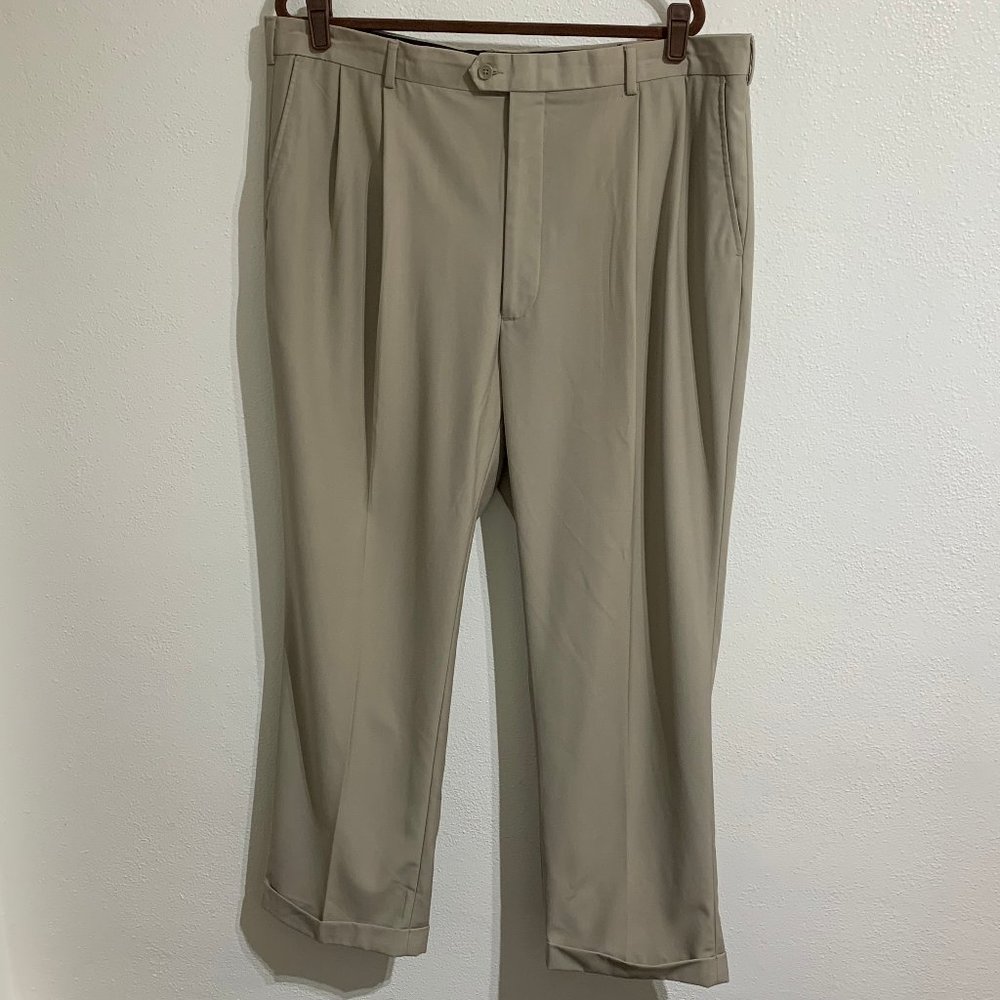 PreLoved, RBM Platinum 42x30 “Tan” Men's Pleated w/Cuffed Leg Dress Pant (T42)